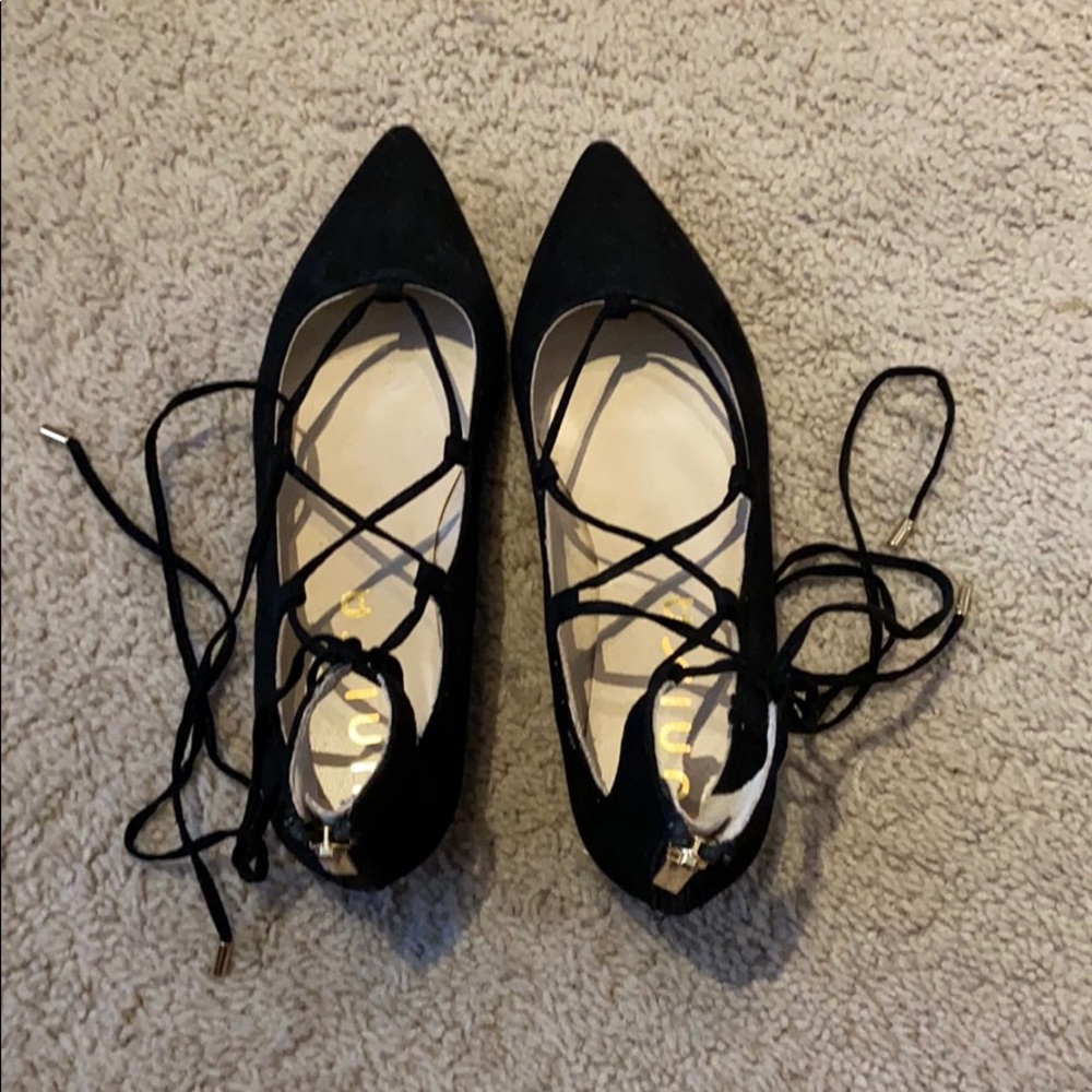 Pointed Black Strappy Flat Shoes